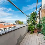 Appartement Guesthost - Attico Pisaurum - With Parking! Pesaro