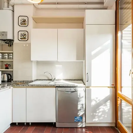 Guesthost - Attico Pisaurum - With Parking! 아파트 페자로