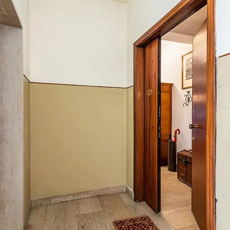 Guesthost - Attico Pisaurum - With Parking! 아파트