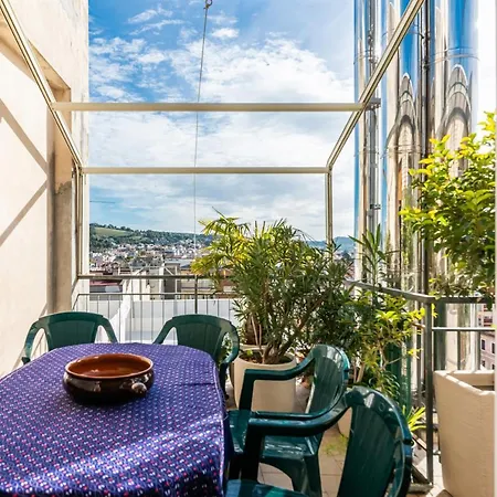 Apartment Guesthost - Attico Pisaurum - With Parking! *